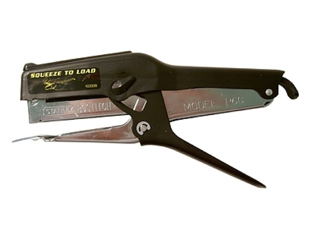 Plier Stapling Bostitch Max B8P. Takes STCR2115 Staples